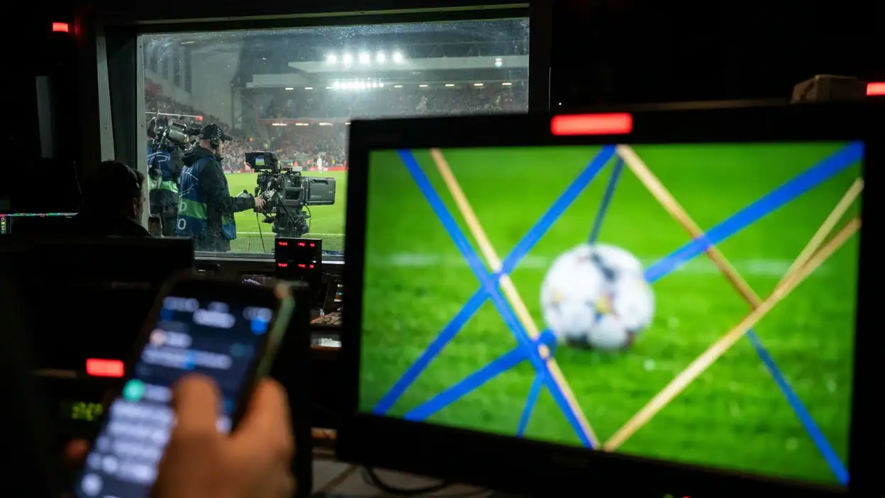 eFootball™: Sfida ai Colossi del Calcio Mobile