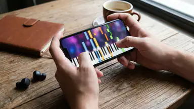 Waarom Piano Star spelers steeds opnieuw laat tikken